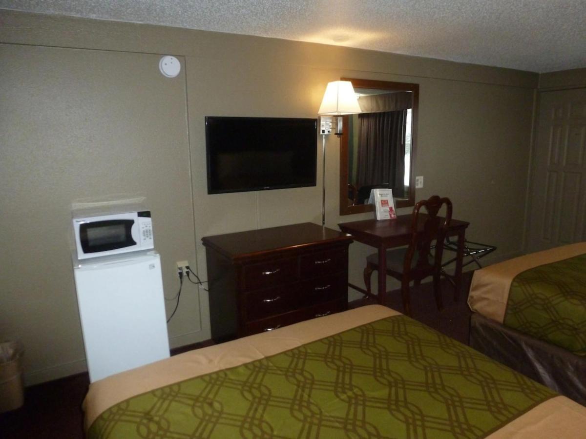 Econo Lodge Pittsburgh I-79 Exterior photo