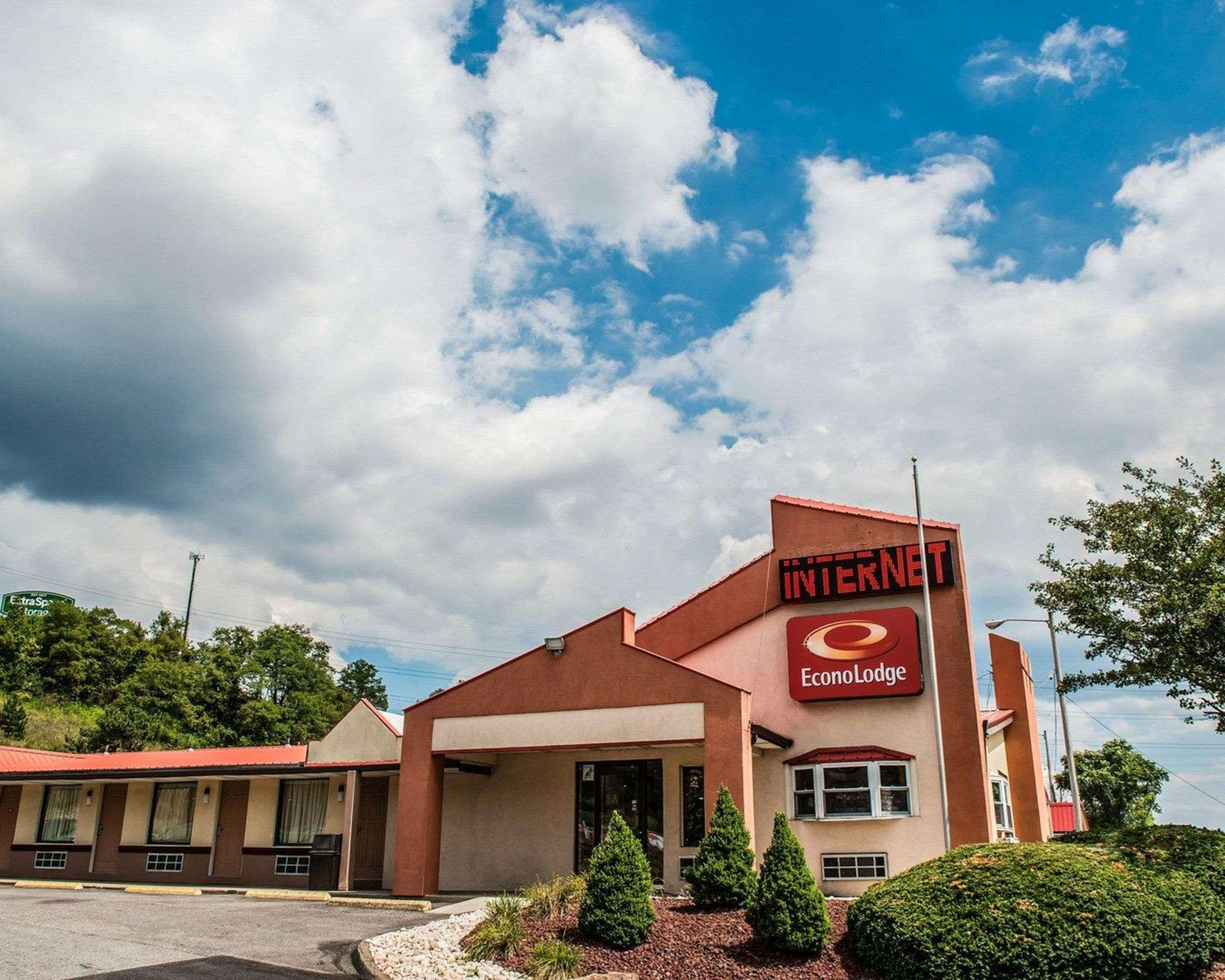 Econo Lodge Pittsburgh I-79 Exterior photo
